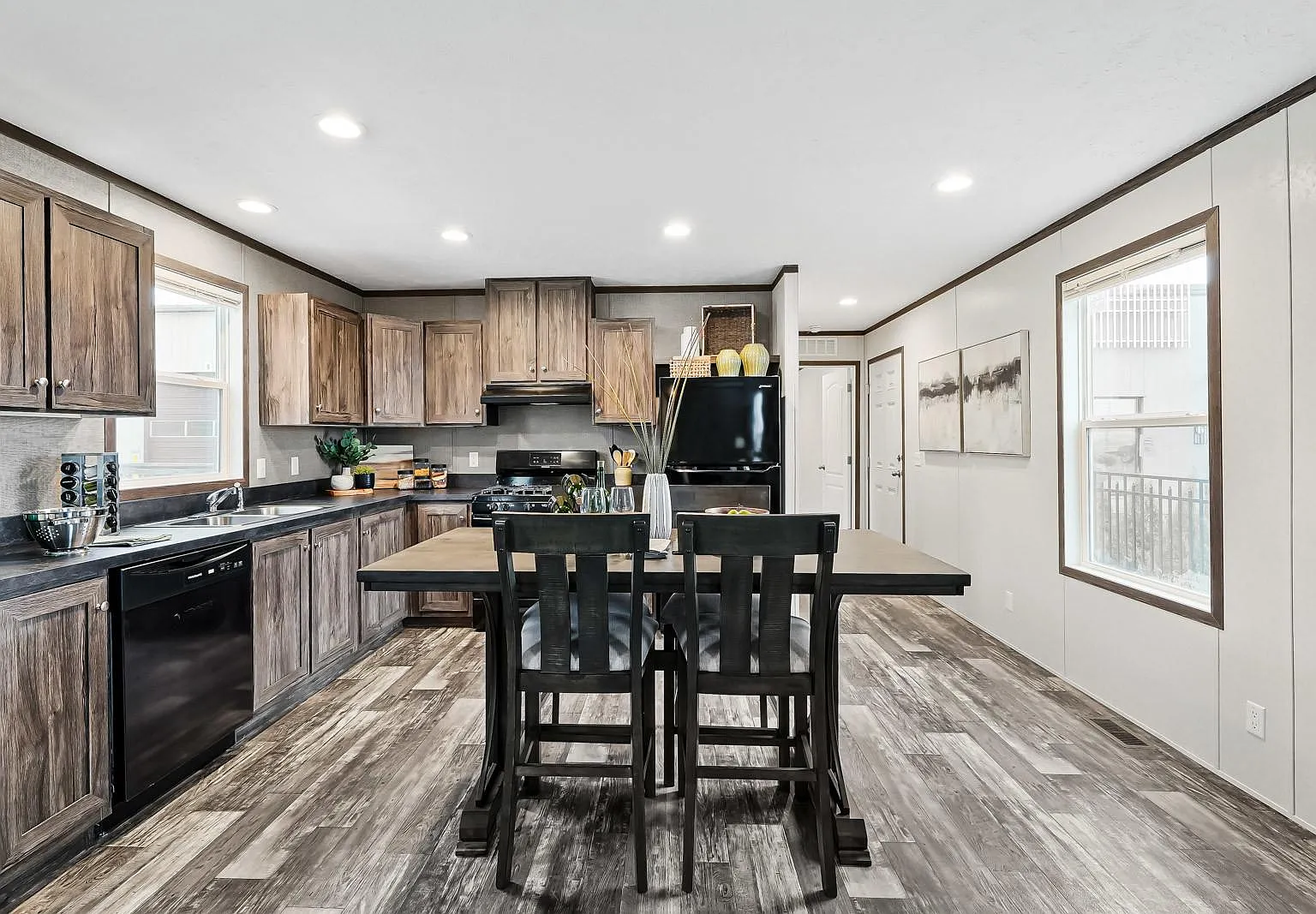 Perrysburg Estates — Photo 3