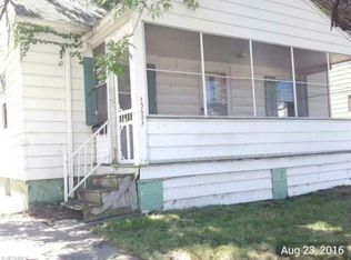 13621 Thornhope Rd, Cleveland, OH 44135