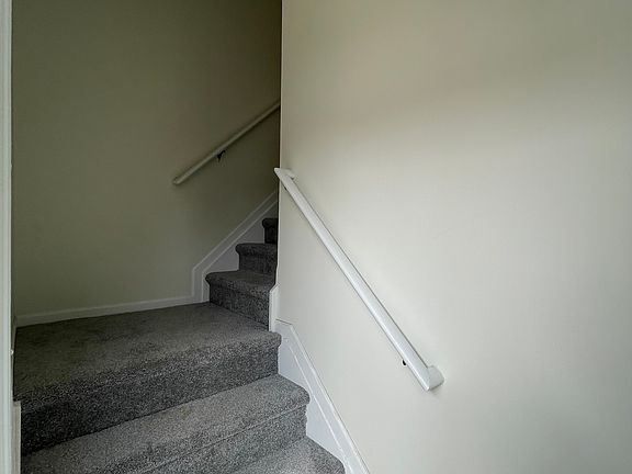 5th image of 1517 Elmwood Ave #1517