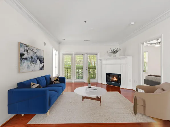 501 Hungerford Dr APT 154, Rockville, MD 20850