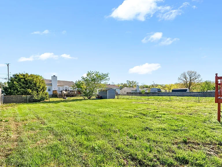 521 Gainey Dr — Photo 29