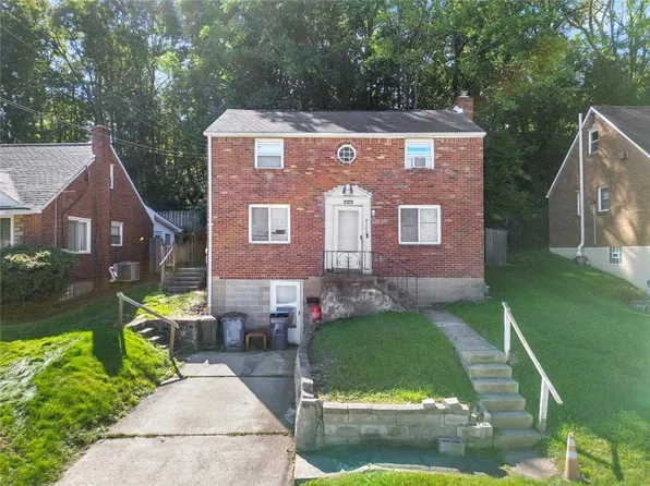 9242 Valley St, Pittsburgh, PA 15235