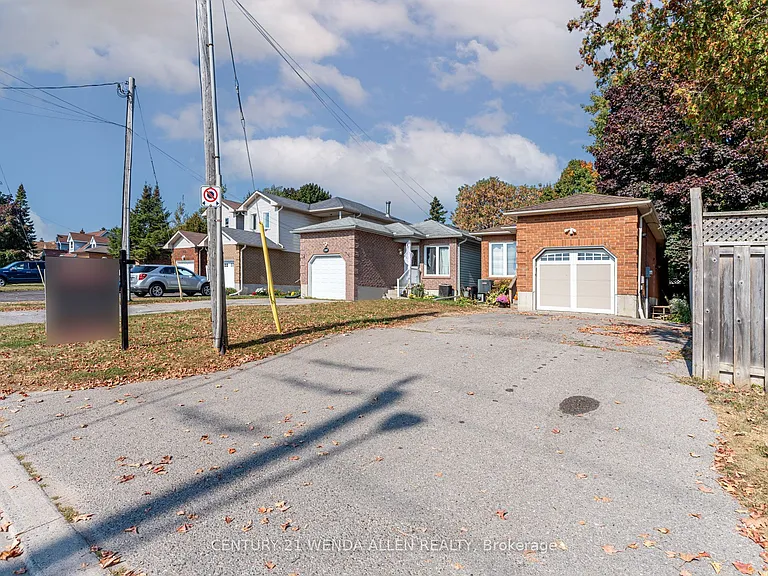 1742 Nash Rd — Photo 2