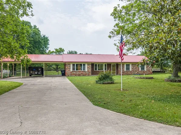 1926 Lake Dr, Muldrow, OK 74948
