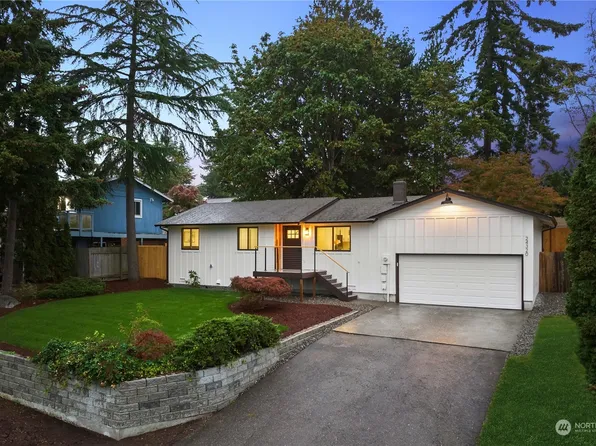 24320 20th Avenue S, Des Moines, WA 98198