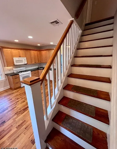 210 Ross Pl #2 — Photo 16