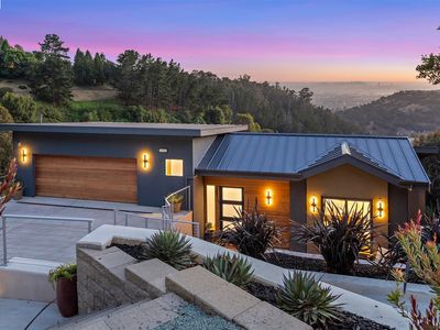 5695 Skyline Blvd, Oakland, CA, 94611