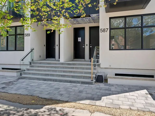 589 Oakwood Ave #4, Toronto, ON M6E 2V1