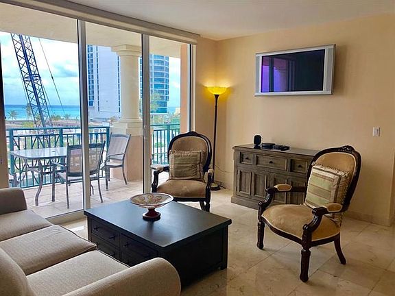 5th image of 17555 Atlantic Blvd APT 605