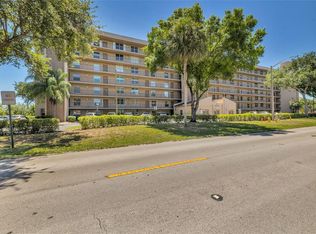 4550 NE 18th Ave #702, Pompano Beach, FL 33064