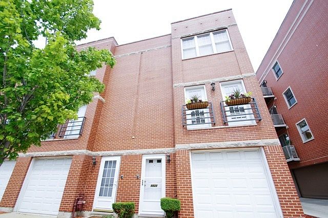 1st image of 4625 N Winthrop Ave