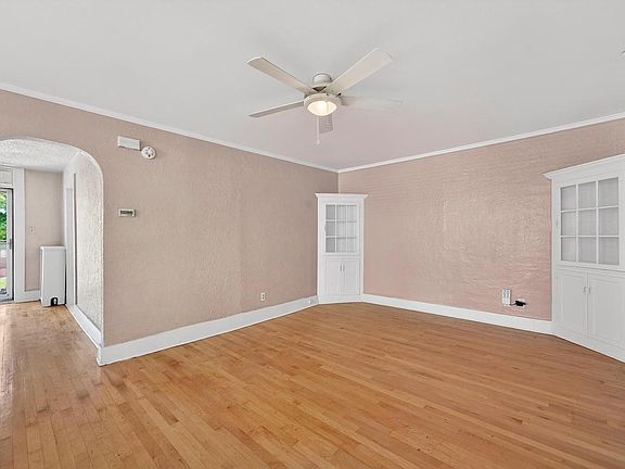 5th image of 1463 N Franklin PLACE