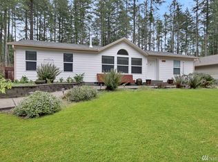 11905 Country Club Dr, Anderson Island, WA 98303