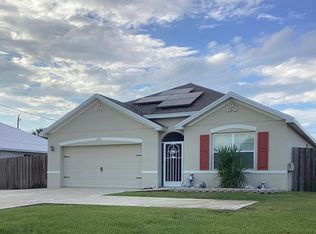 282 SW Tulip Blvd, Port Saint Lucie, FL 34953