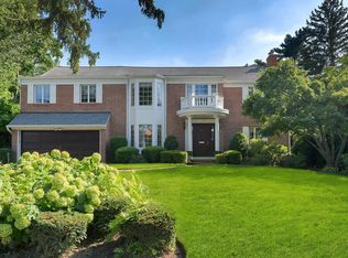 58 Old Estate Rd, Manhasset, NY 11030