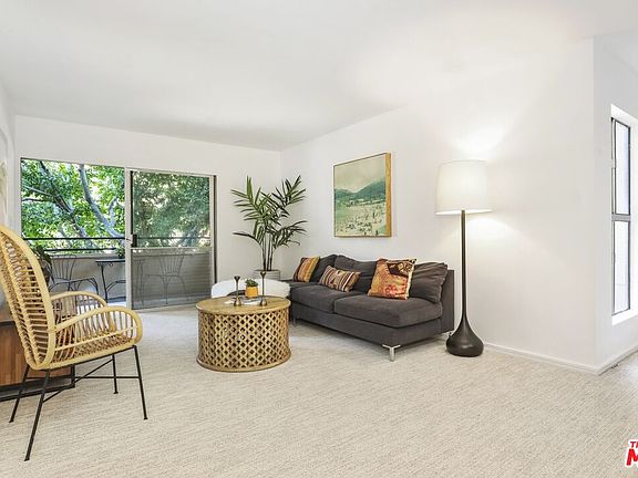 5th image of 6760 Hillpark Dr APT 306