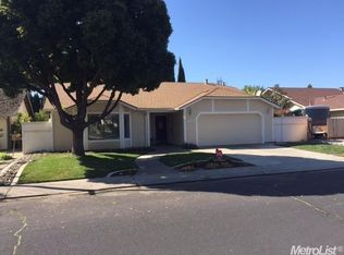 1167 Sweetbrier Pl, Manteca, CA 95336