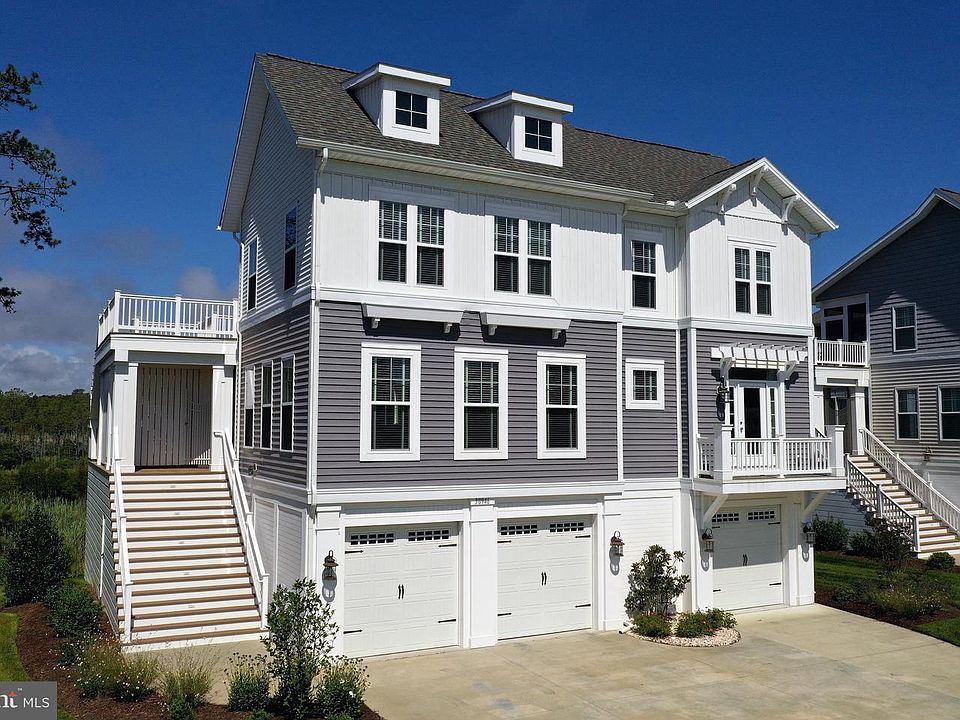 1st image of 38946 Silver Sands Dr N
