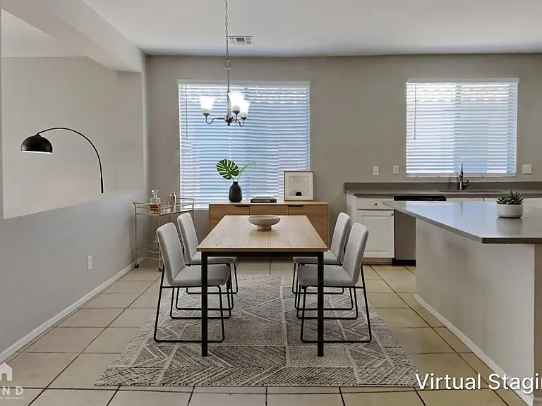 6834 S 30th Ln — Photo 3