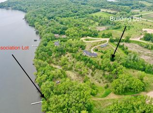 N Games Lake Ave, New London, MN 56273