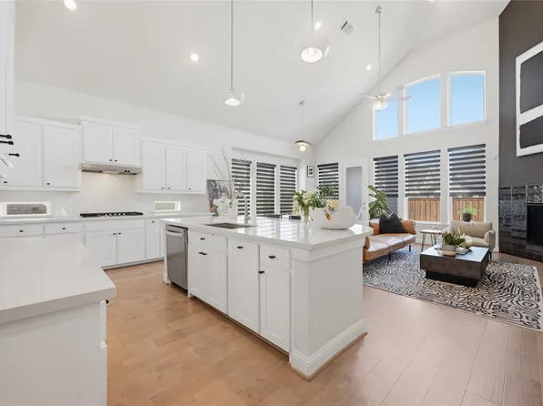 3521 Orion Pl, Corinth, TX 76208