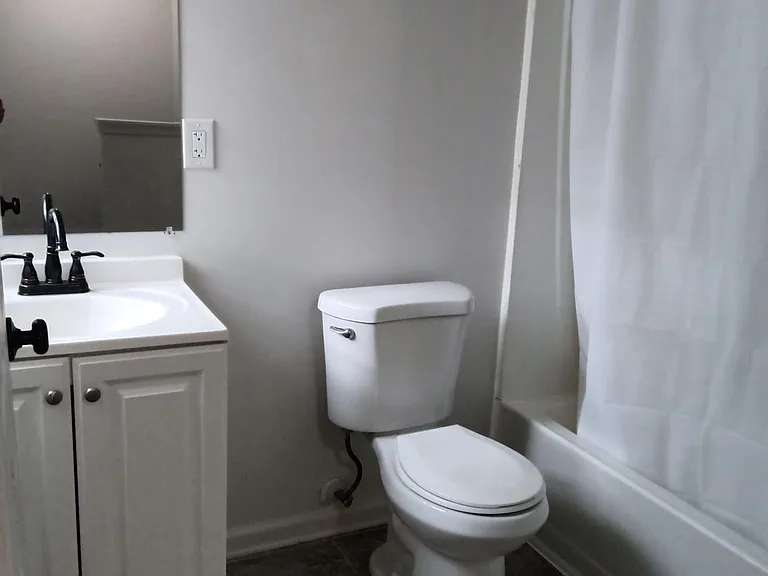 125 Bethel St — Photo 13