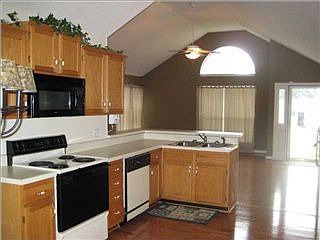 2nd image of 6617 White Tail Dr