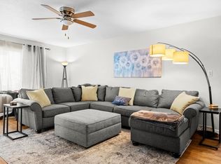 343 Desplaine Rd, De Pere, WI 54115