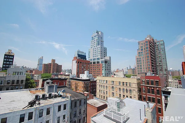 Rented by REAL New York | media 42