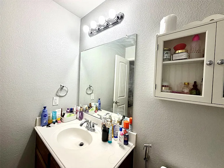 10312 Flat Creek Trl — Photo 23