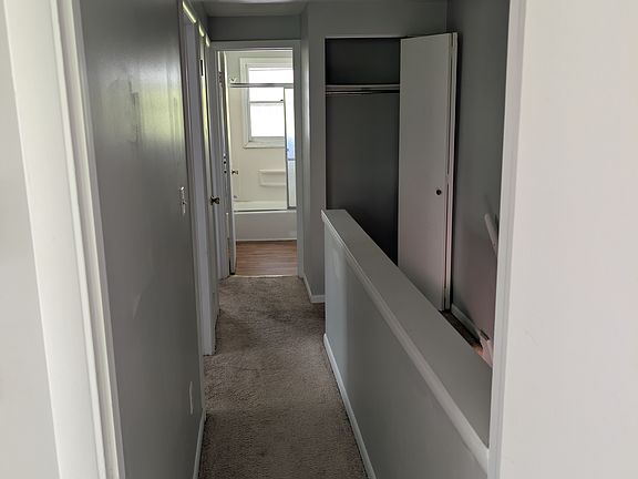 4th image of 5730 Ridgeway Dr