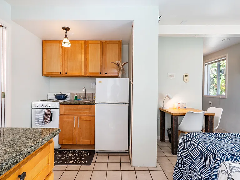 1325 Sacramento St #2 — Photo 10