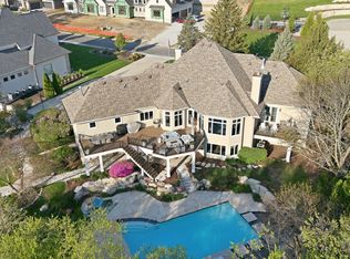 1610 Burr Oaks Dr, West Des Moines, IA 50266