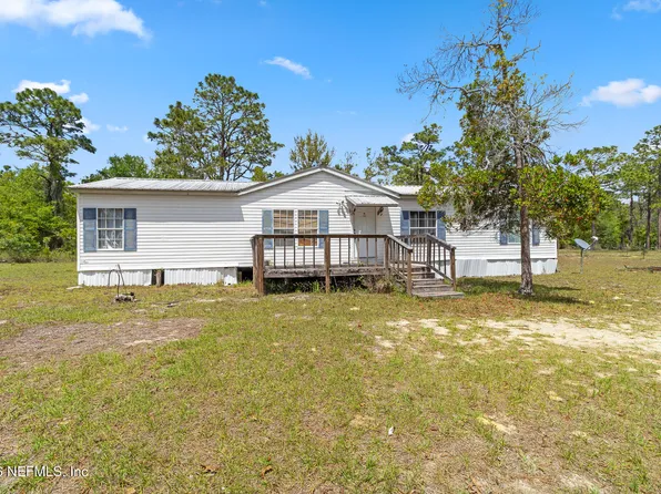 671 COUSINTOWN Road, Interlachen, FL 32148