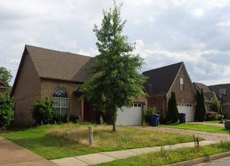2nd image of 9111 Tremont Dr