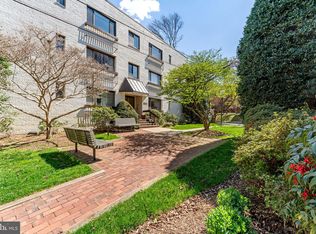 3827 Davis Pl NW APT 5, Washington, DC 20007