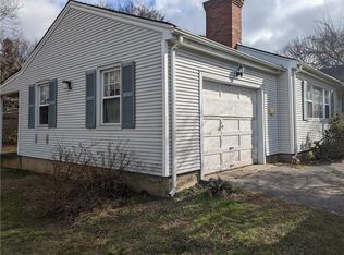 67 Mulberry Rd, Bristol, RI 02809