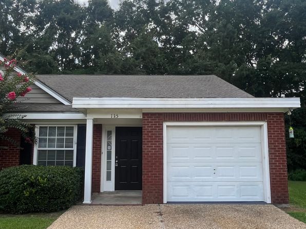115 Cove Landing Dr