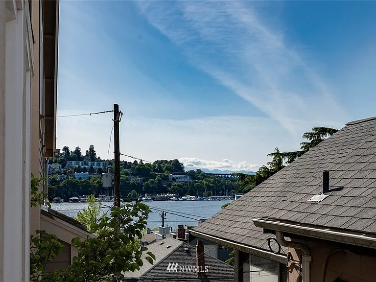 2337 Yale Ave E #B — Photo 17