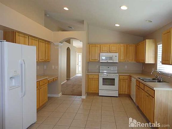 4th image of 7809 Blackhill St