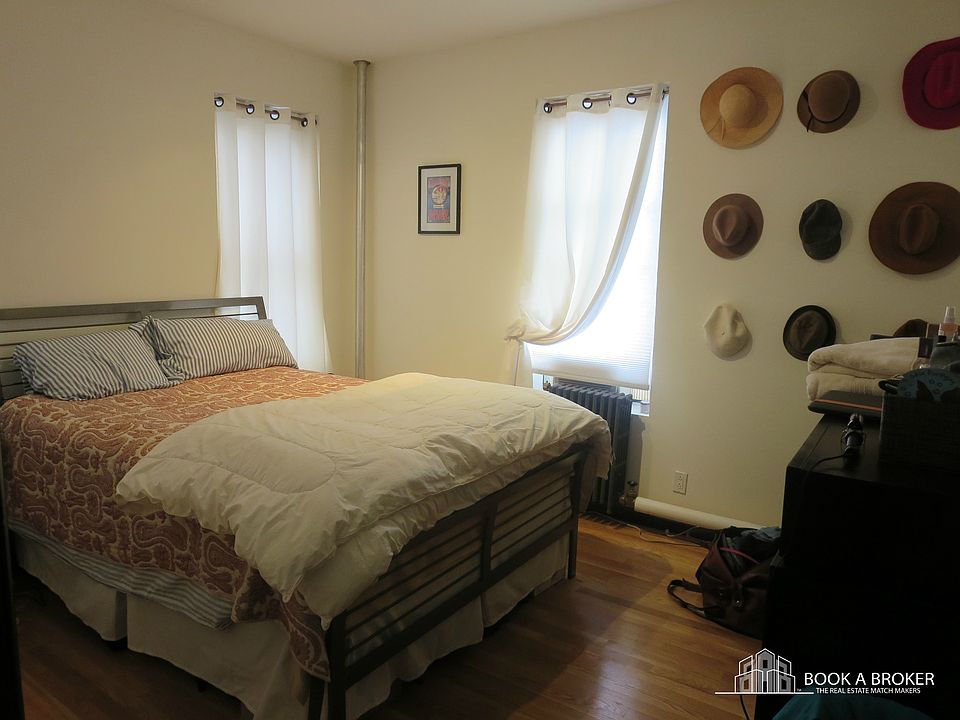 1st image of 626 Lincoln Pl APT 2D
