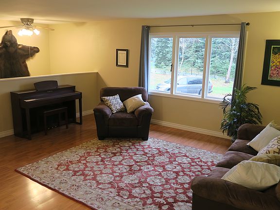 5th image of 11915 Wilderness Dr