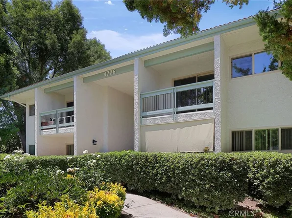 4726 Park Granada Unit 215, Calabasas, CA 91302