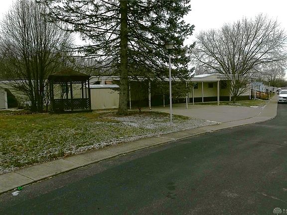 2nd image of 5240 Santa Fe Dr