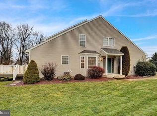 744 Maria Ave, Sinking Spring, PA 19608