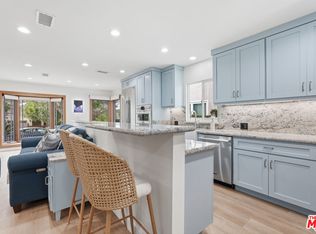 3600 Pine Ave, Manhattan Beach, CA 90266