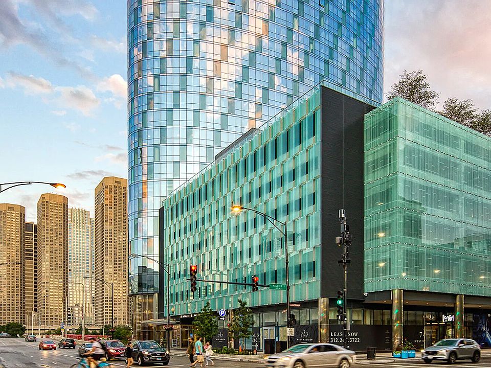 1st image of 711 W Madison St #1308