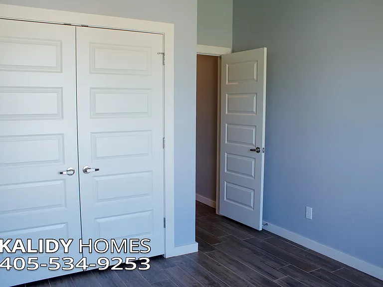 521 Remington Ave — Photo 11