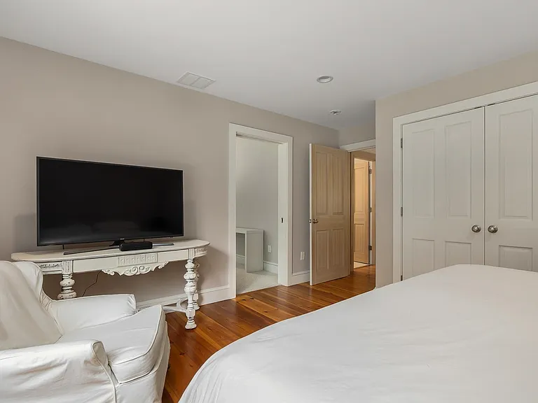 71 W Atlantic Ave — Photo 28