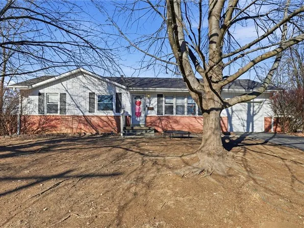 200 Eldorado Dr, Belton, MO 64012